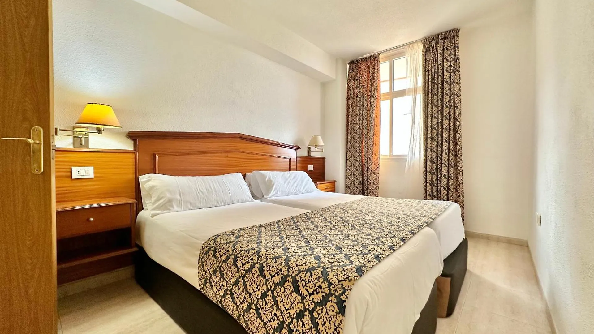 Alta Beachside Apartments Puerto de la Cruz  Spain