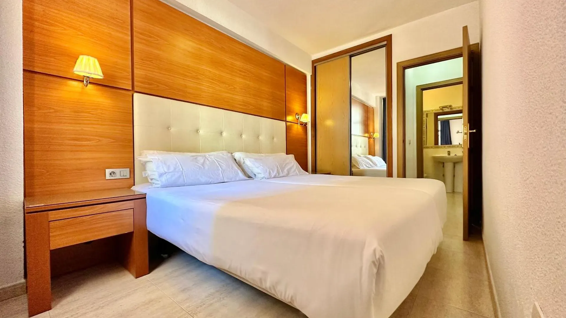 Alta Beachside Apartments Puerto de la Cruz  Spain